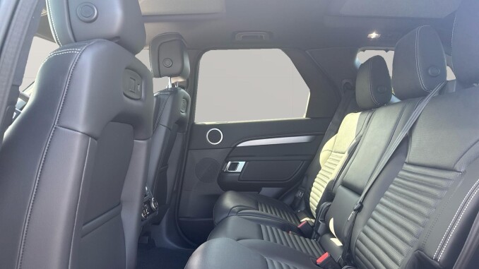 Land Rover Discovery 3.0 D350 Gemini 5dr Auto Diesel Station Wagon - Image 4